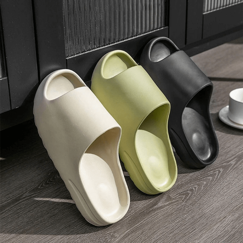 Weiche Pantoffeln mit dicker EVA-Sohle