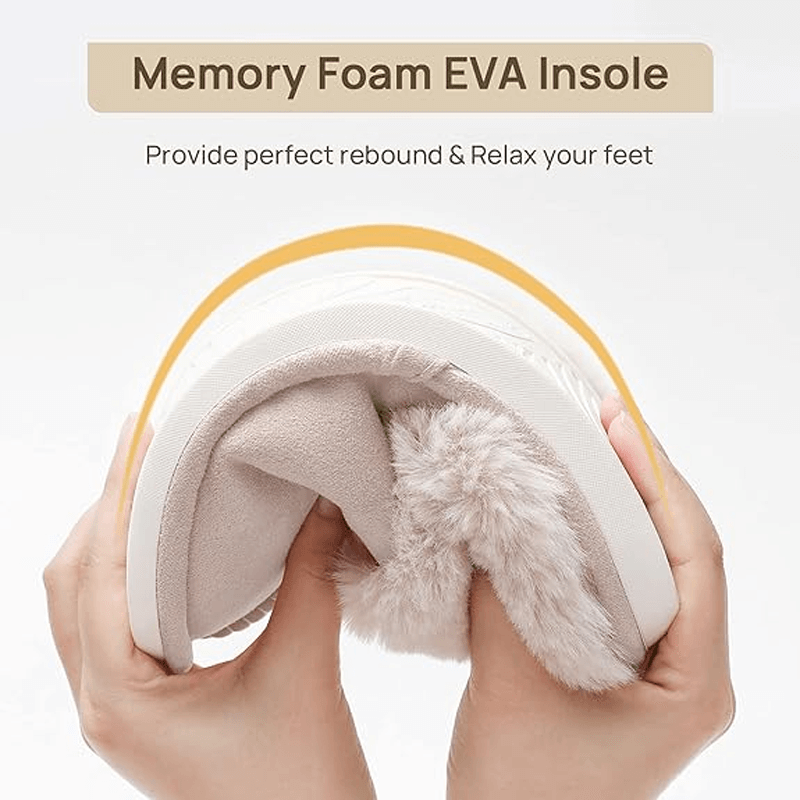 Warme pelzige Hausschuhe