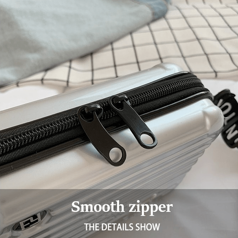 Von der Reisetasche inspirierte Crossbody-Tasche