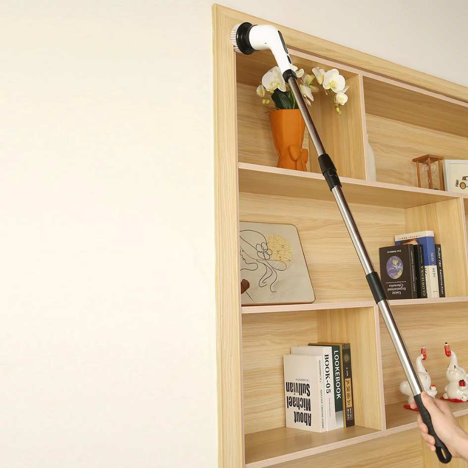 SpinClean – 9-in-1-Elektrobürste mit Stiel für schonendes Putzen