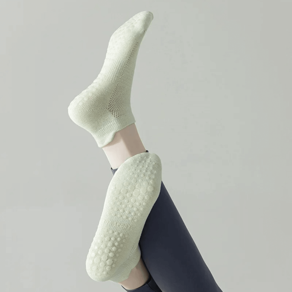 EaseMotion - Atmungsaktive, rutschfeste Yoga-Socken mit weichem Griff & Ventilierender Komfort