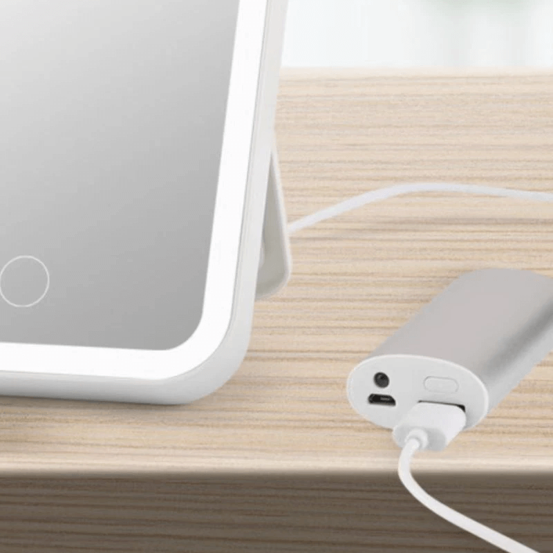 Tragbarer LED-Schminkspiegel