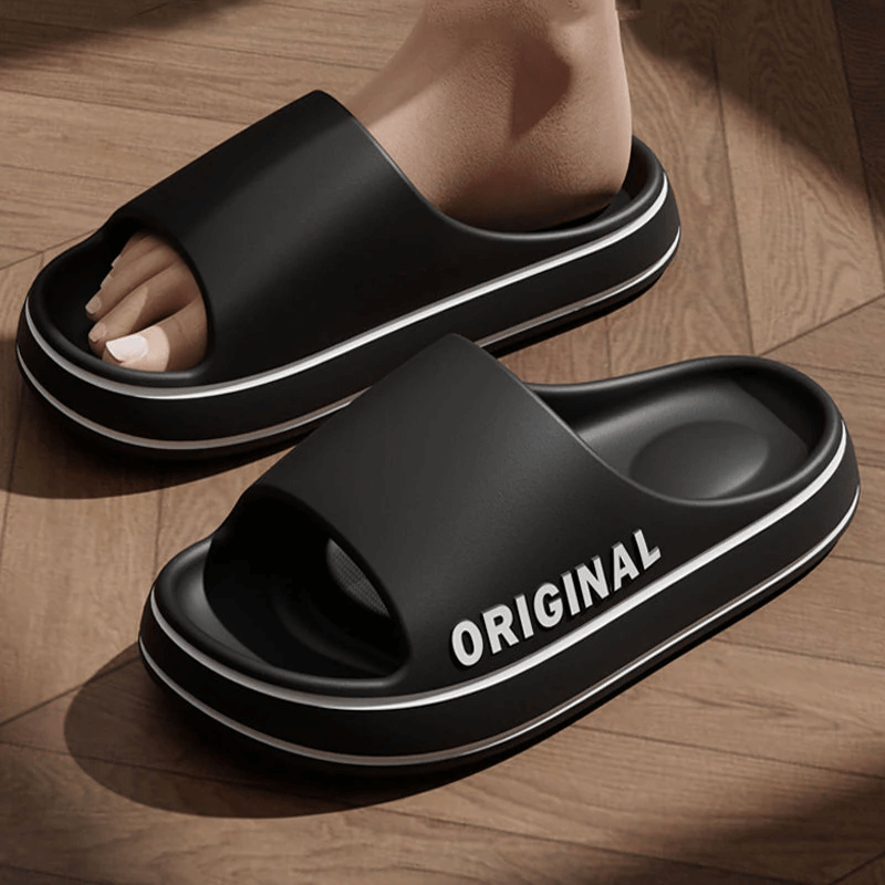 Bequeme Hausschuhe mit dicker Sohle