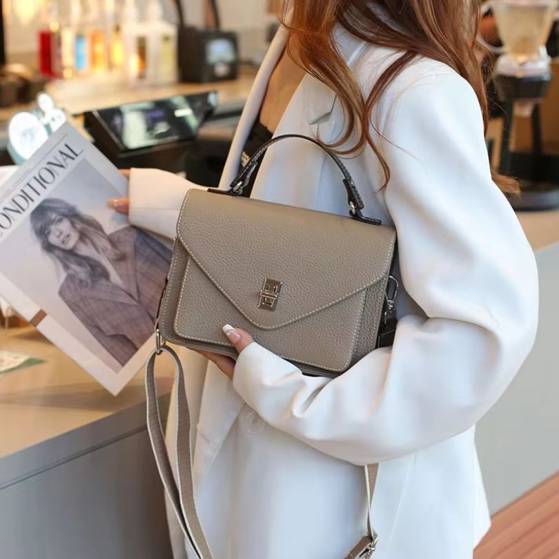 Amoria - Elegante Crossbody-Tasche aus Leder für Frauen