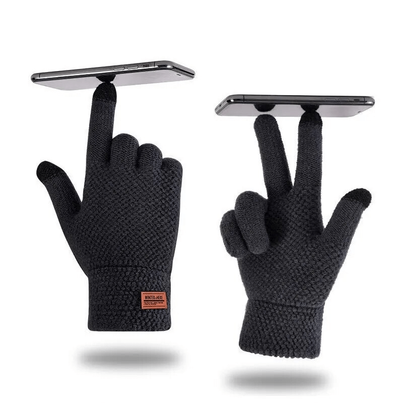 Handschuhe aus Wolle gestrickt