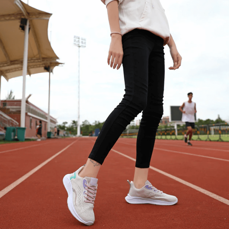 Leichte Sportschuhe für Frauen