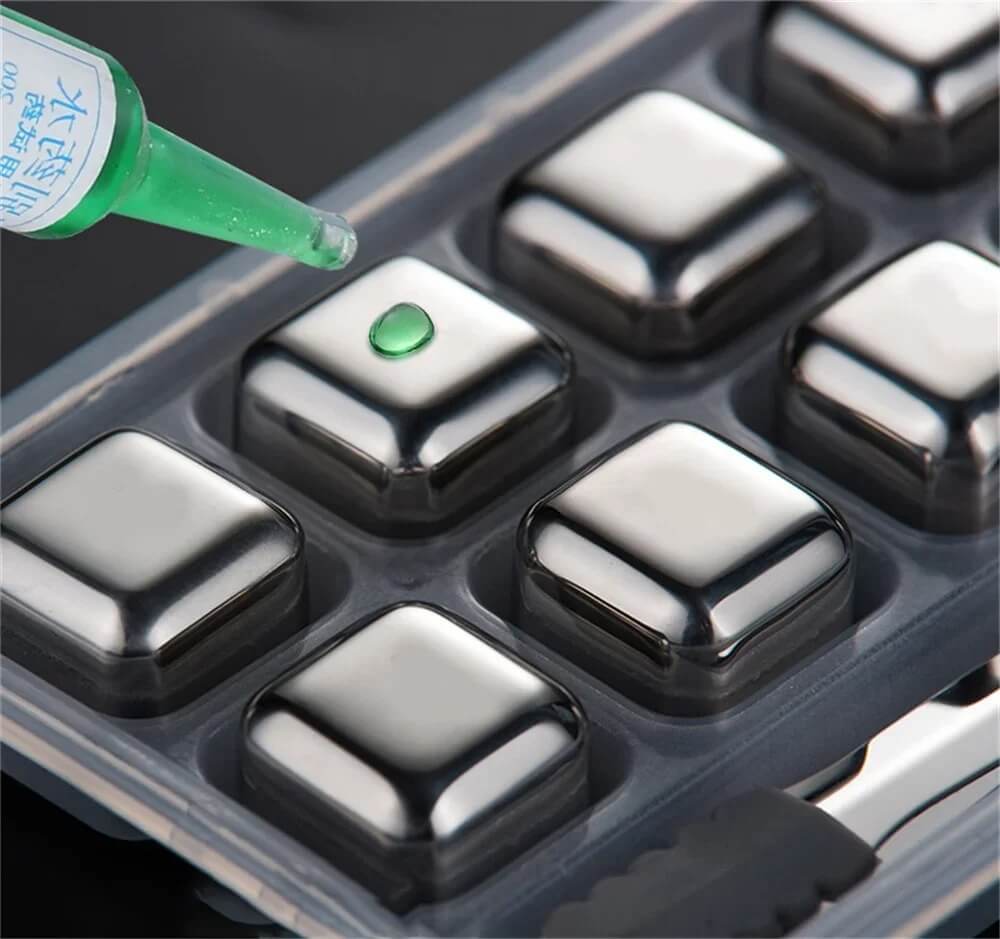 FrostGleam - Edelstahl Eiswürfel Set | Wiederverwendbare Eiswürfel für Whiskey, Wein & Cocktails - Stilvoll, kühl & Keine Verdünnung