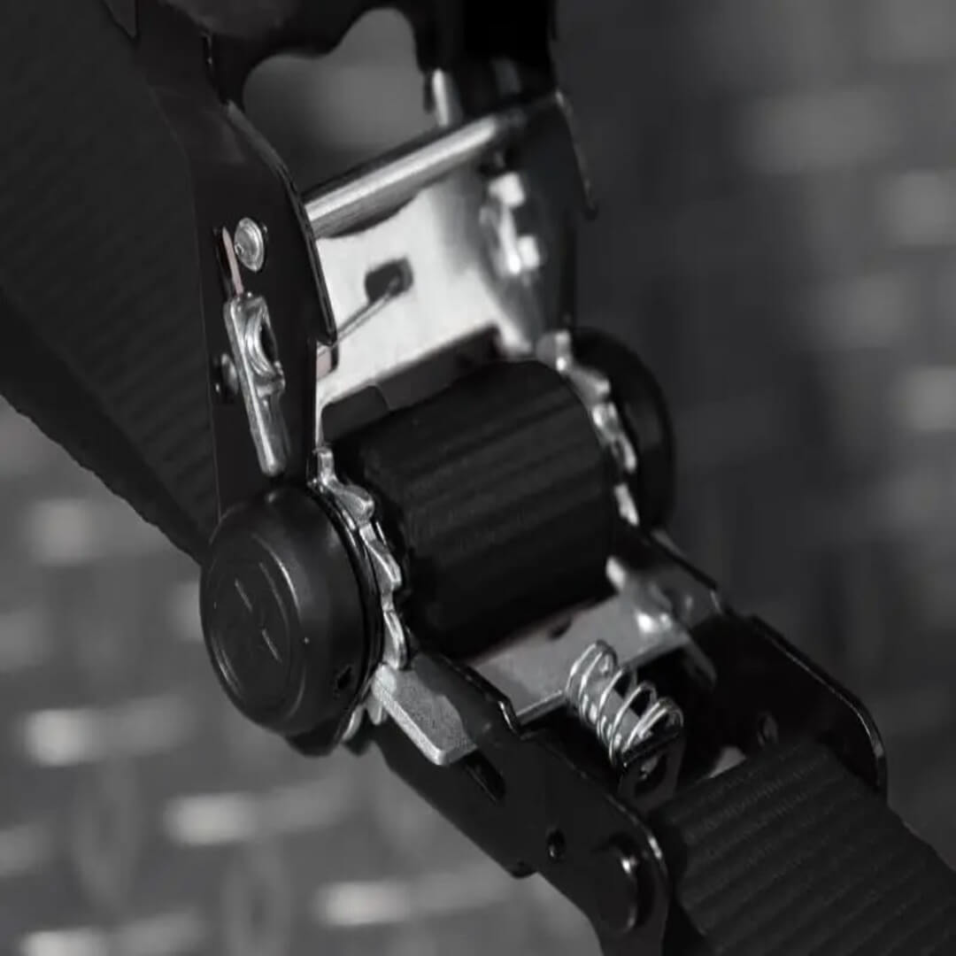 TightHold - Retractable Lashing Kit 4er-Pack | Selbstaufrollende Zurrmittel für einfache und stabile Ladungssicherung