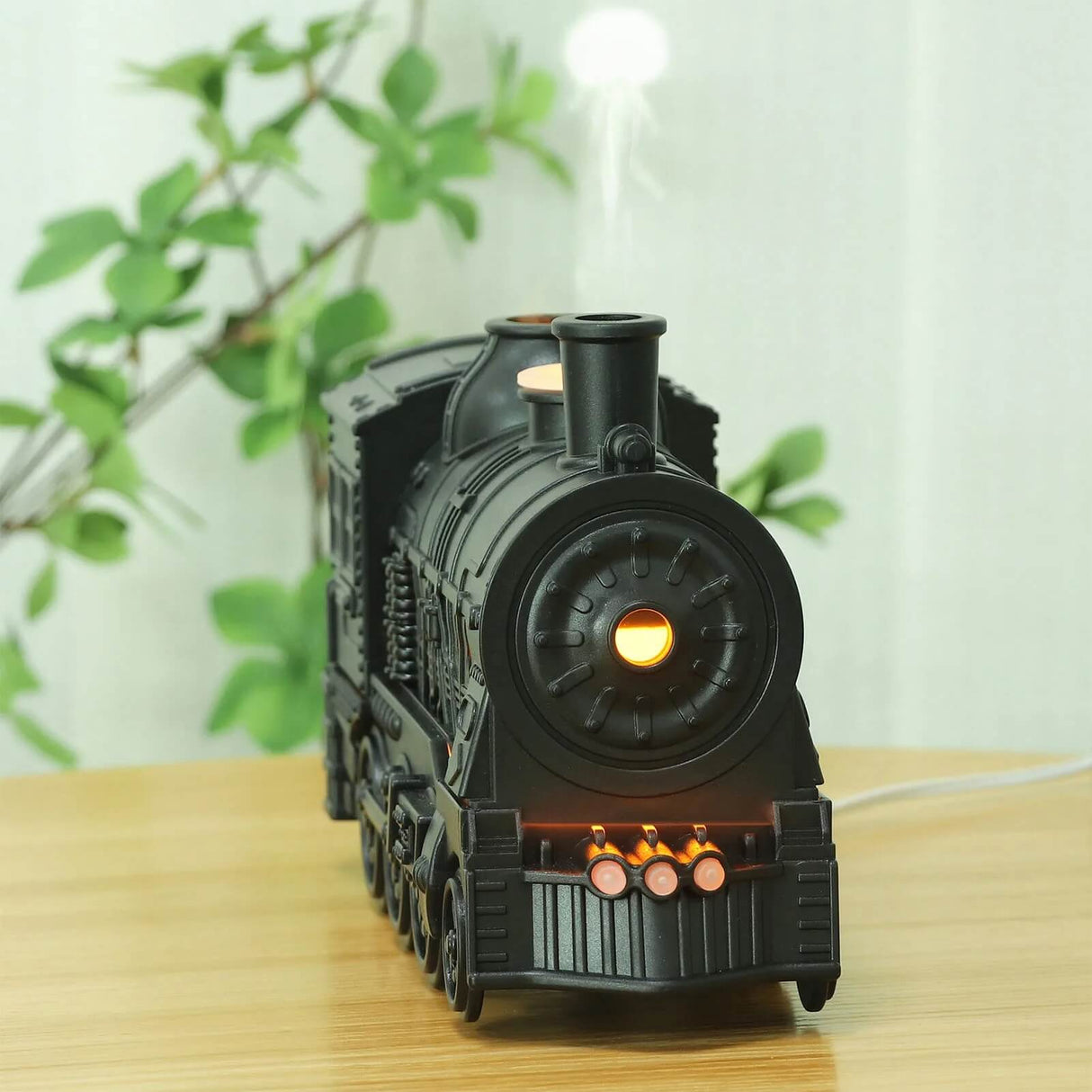 TrainAroma - Luftbefeuchter & Aroma Diffusor mit LED und Fernbedienung | Einzigartiges Zug inspiriertes Design