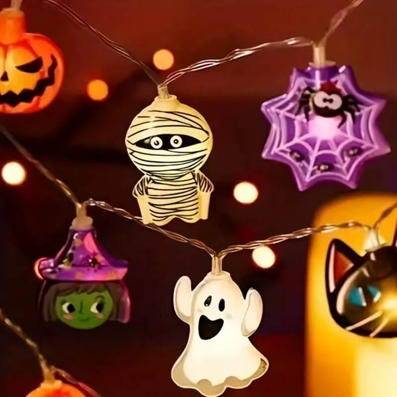 Halloween LED String mit Kürbissen, Gespenstern und Spinnweben - Dekorative Lichterkette für Innen und Außen