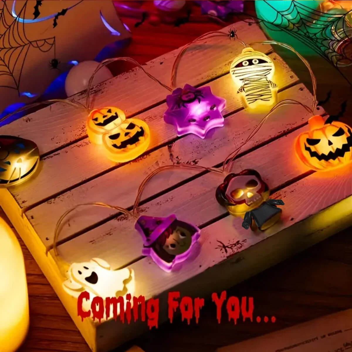 Halloween LED String mit Kürbissen, Gespenstern und Spinnweben - Dekorative Lichterkette für Innen und Außen