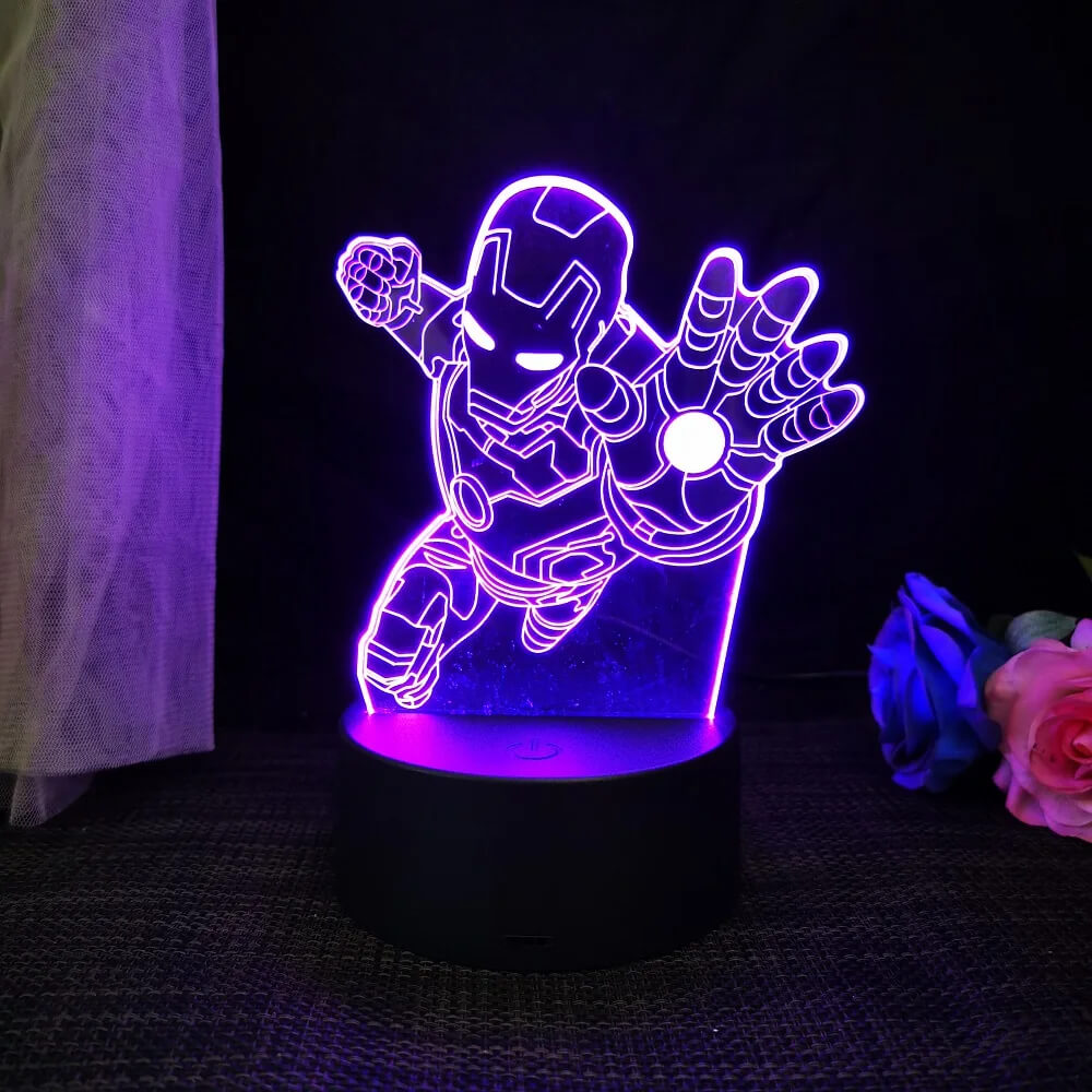 3D Superhelden LED Nachtlicht mit Fernbedienung | 16 Farben & Touch - USB & Batteriebetriebene Acryl Lampe für Kinder & Spielzimmer