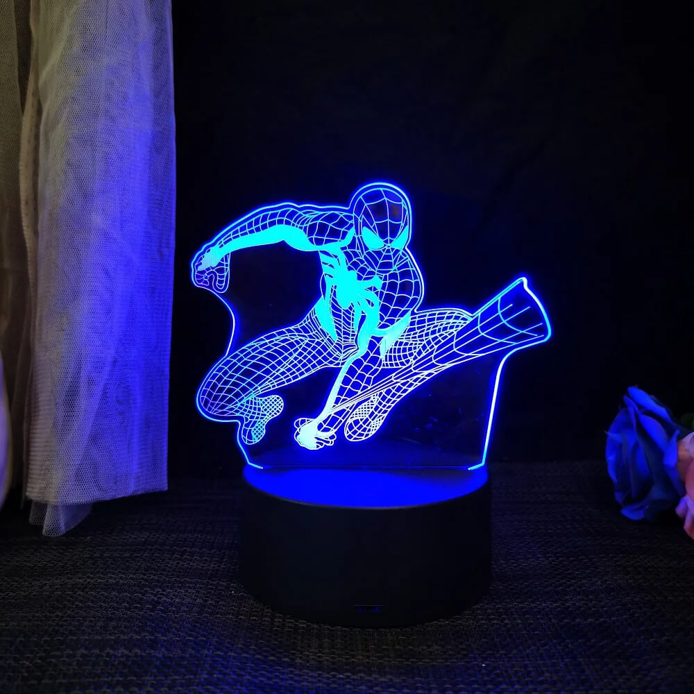 3D Superhelden LED Nachtlicht mit Fernbedienung | 16 Farben & Touch - USB & Batteriebetriebene Acryl Lampe für Kinder & Spielzimmer