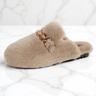 TeddyFinesse - Elegante Kunstfell-Slipper mit Goldkette & Plüschkomfort für drinnen und leicht draußen