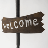 WitchGlide - Animierter Hexenbaum Halloween Dekoration mit Sound und LED Lichtern