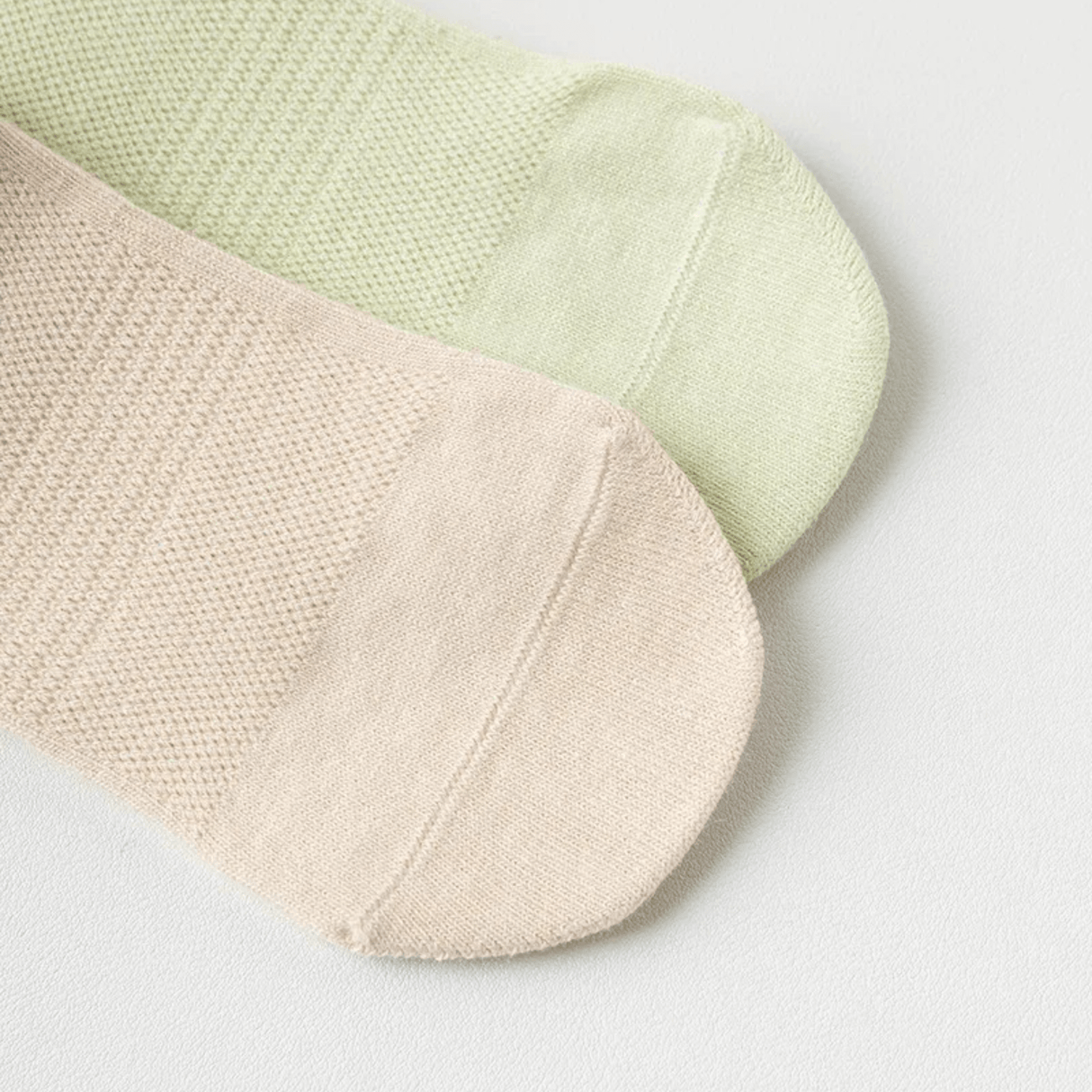 EaseMotion - Atmungsaktive, rutschfeste Yoga-Socken mit weichem Griff & Ventilierender Komfort