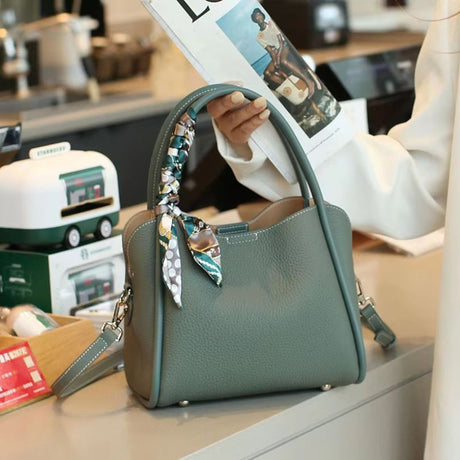 Seraphina - Stylische Ledertasche für Frauen mit Doppeltragefunktion