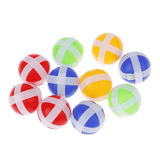 Kinderfreundliche Torwand mit klebrigen Bällen - perfektes Spiel im Freien