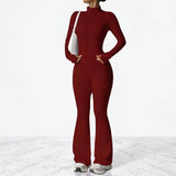 AeroFlare – Schnelltrocknendes Damen-Trainingsset mit schmal geschnittener Jacke und ausgestellter Leggings für Yoga, Workout und Alltag