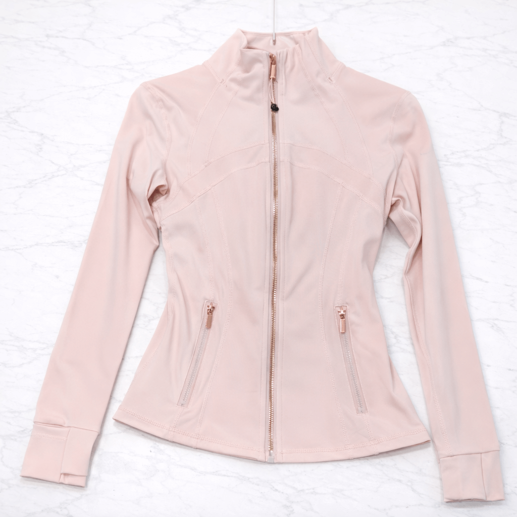 SilkMotion – Schlanke Yoga- und Trainingsjacke mit Reißverschluss, schnell trocknendem Material und anschmiegsamem Schnitt für einen aktiven Alltag