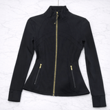 SilkMotion – Schlanke Yoga- und Trainingsjacke mit Reißverschluss, schnell trocknendem Material und anschmiegsamem Schnitt für einen aktiven Alltag