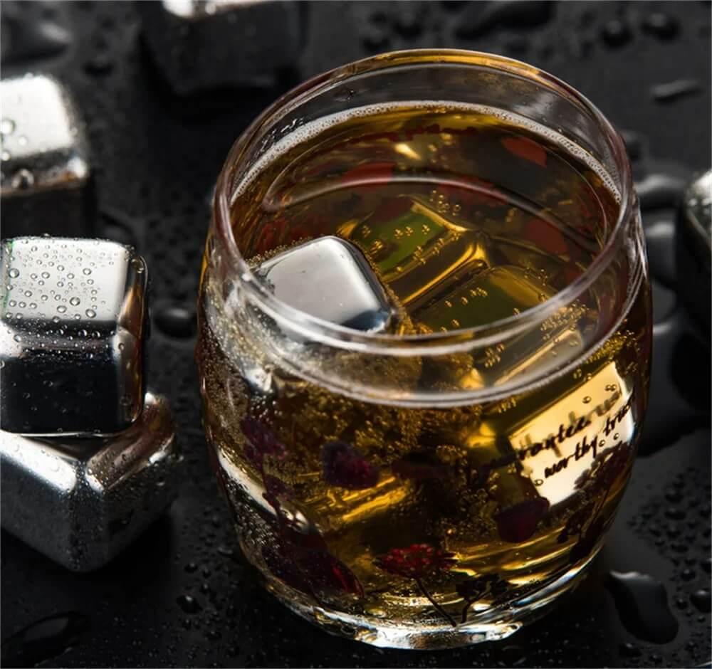 FrostGleam - Edelstahl Eiswürfel Set | Wiederverwendbare Eiswürfel für Whiskey, Wein & Cocktails - Stilvoll, kühl & Keine Verdünnung