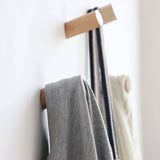 BarkHook – Wandmontierter Holzhaken für Kleidung, Schlüssel und Accessoires | Stilvolle Aufbewahrung in natürlichem Design