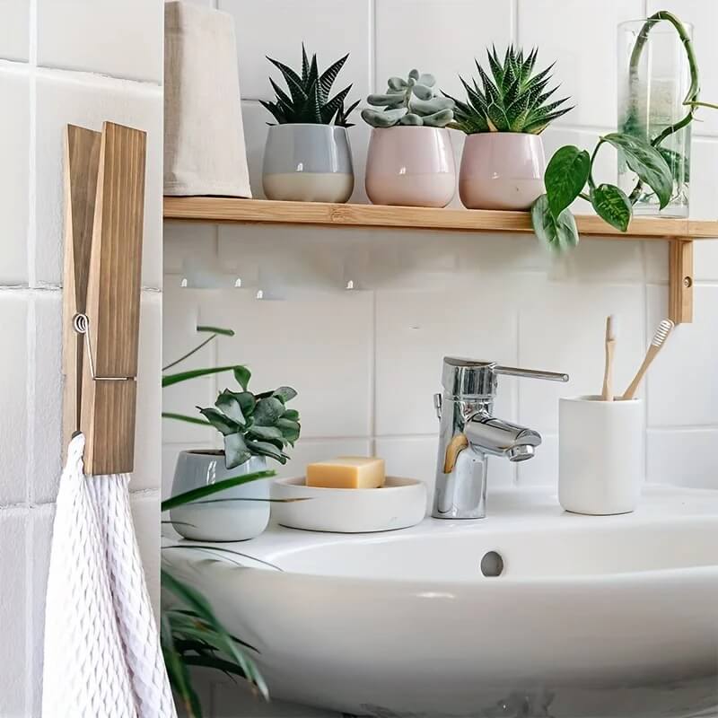 RustiClip - Wandmontierte Riesen-Wäscheklammer aus Holz | Rustikaler Handtuchhalter in dekorativem Design